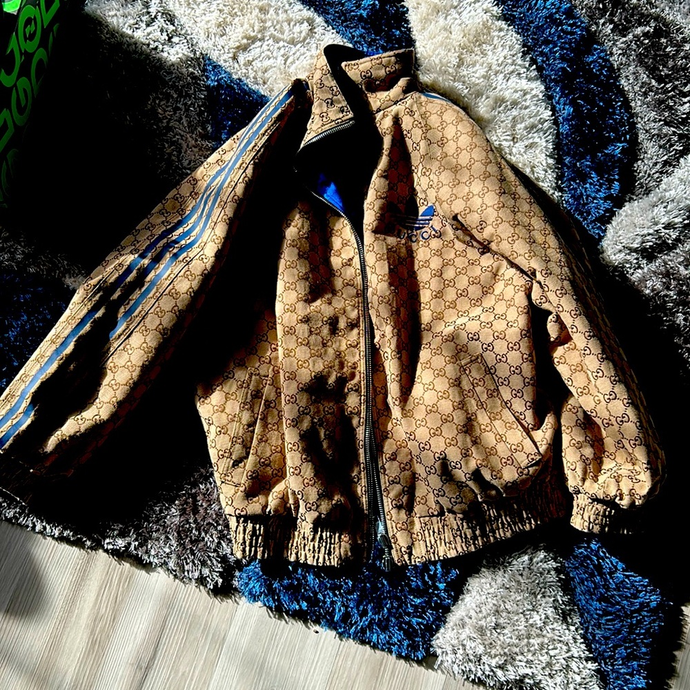 Gucci x Adidas coat reversible